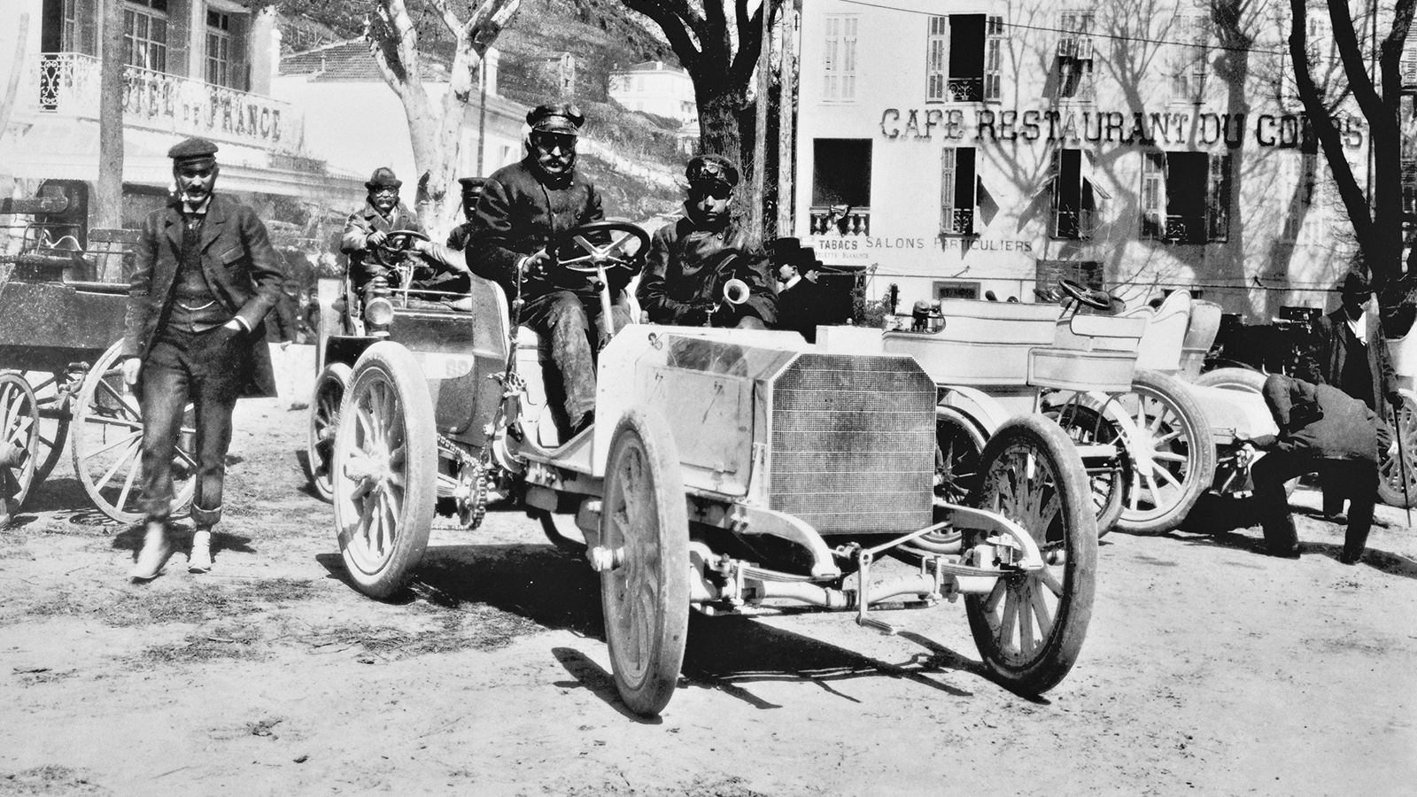 Η πρώτη Mercedes γίνεται 125 ετών: Αυτή είναι η ιστορία της